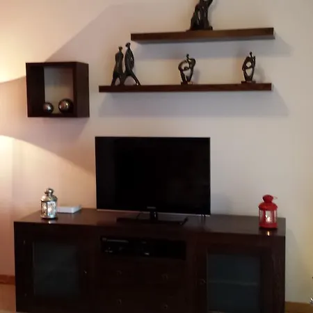 耐克斯特大学公寓 阿威罗